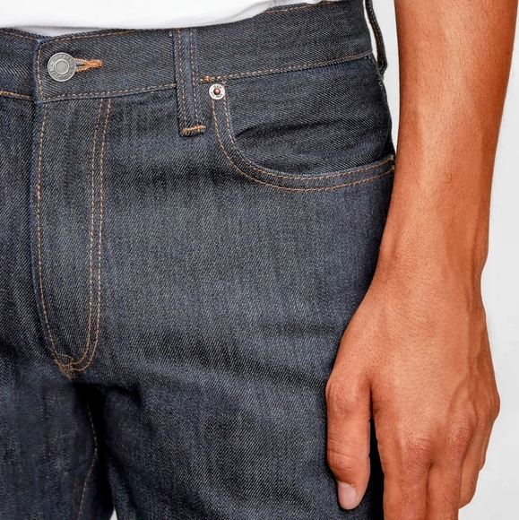 NWOT GAP Mens Straight Fit Dark Wash Jeans - Picture 3 of 5